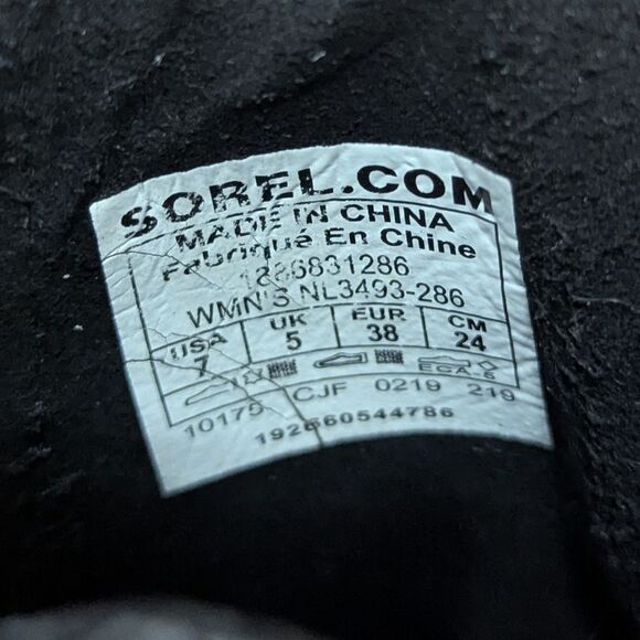 Sorel Joan of Arctic Wedge II Chelsea Boots in Nubuck! - Picture 12 of 13